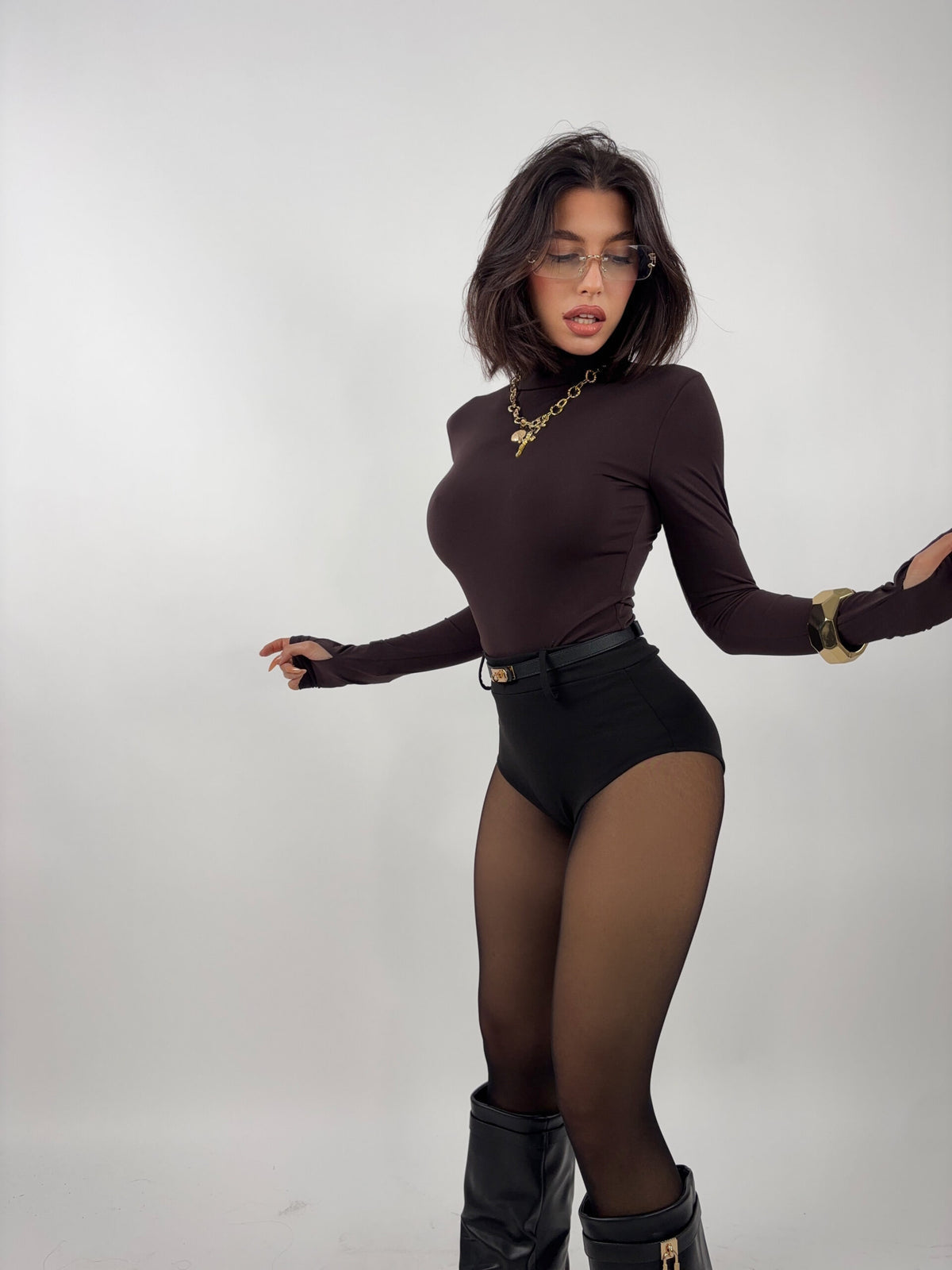 Short hot